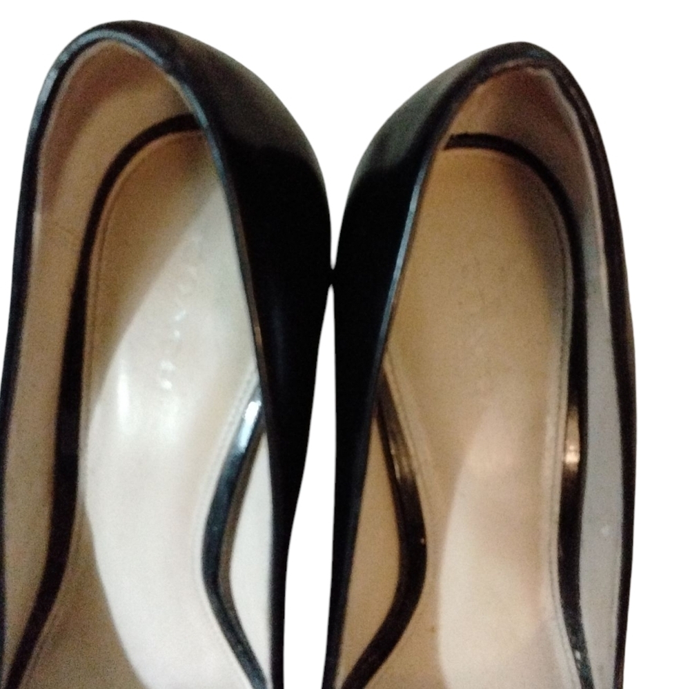 Coach Scarlet Black Patent Leather Peep Toe Bow Heel Pumps Women’s Size 9 B - Picture 4 of 14